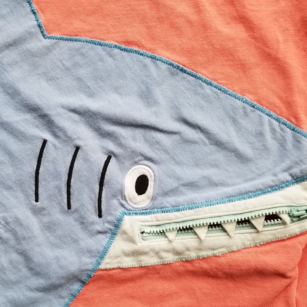 Next Direct 4-5 years zip-mouth shark tee